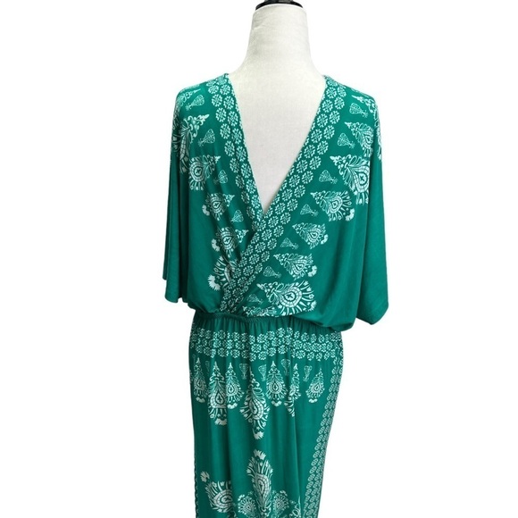 NWT Just Love Green V-Neck Wrap Maxi Dress Size 2X - Picture 8 of 13